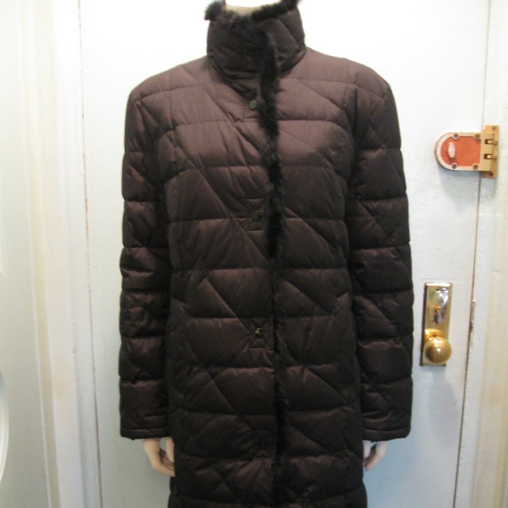 New Utex Design L (8-10)  Black Down Coat 80/20 Slim and Chic Snaps Faux Fur